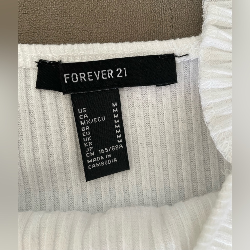 Forever 21 Withe Ribbed bodysuit - Picture 5 of 5